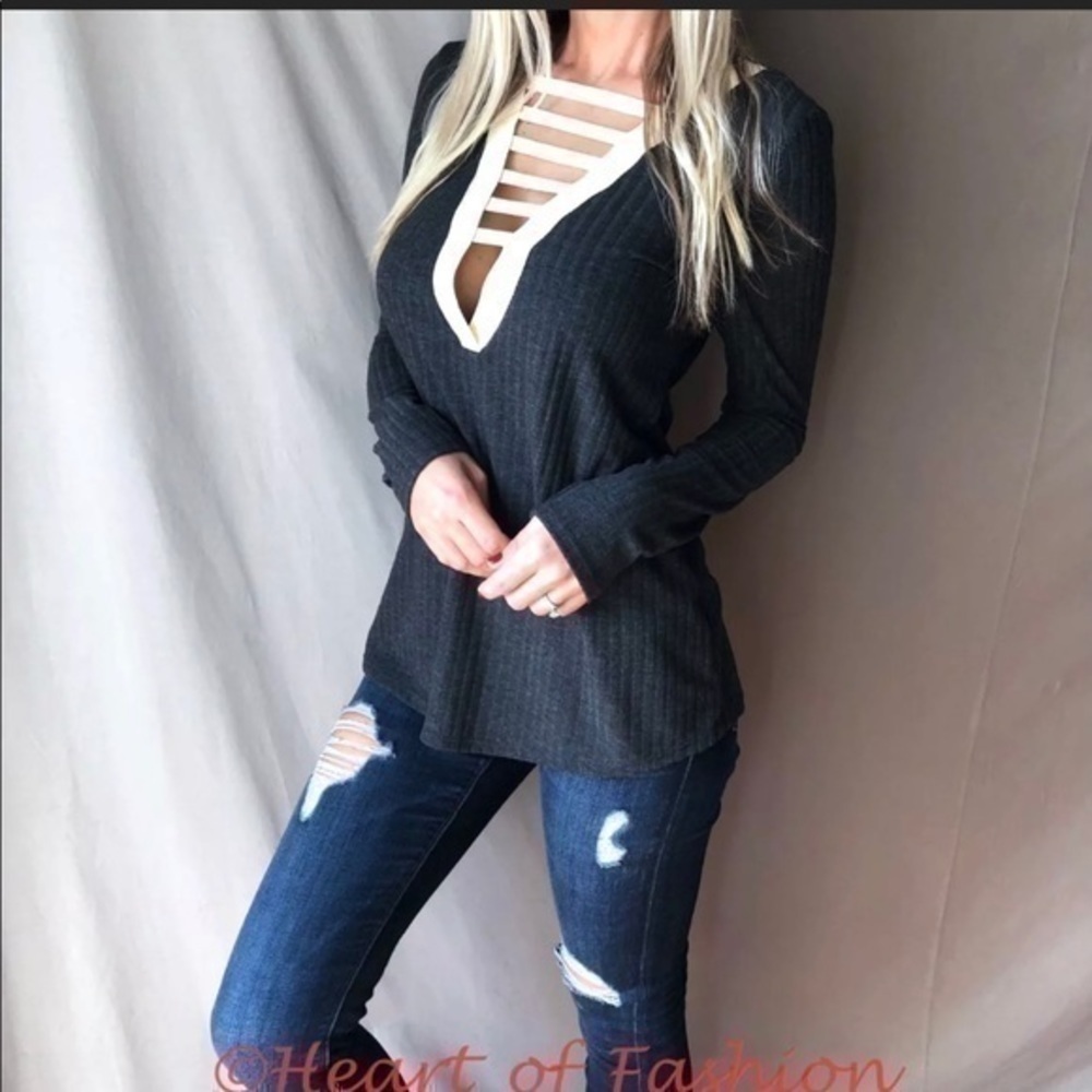 Charcoal Ladder Cutout Thermal Ribbed Knit Top - Picture 7 of 7